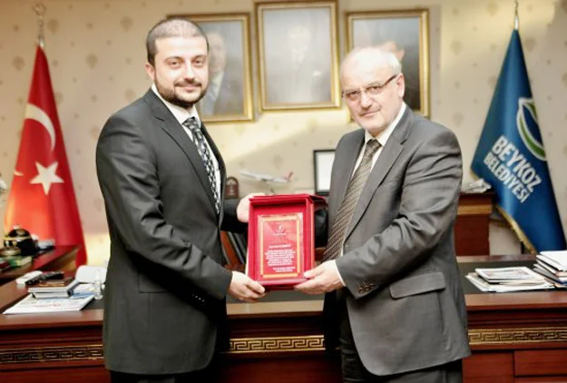 Dr. Berk Topuz'dan Çelikbilek'e ziyaret 2 berktopuzbas UnlqeUet6M