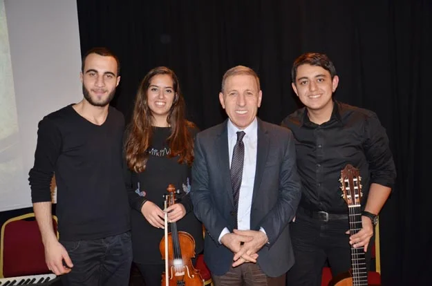 Duygu dolu şiirler Beykoz’u kenetledi 3 besinci siir aksami db 44 3JT5rMKOHA