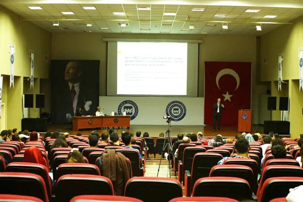 Anadoluhisarı BESYO'da Uluslararası kongre 2 besyo kong DsajWuGDgf