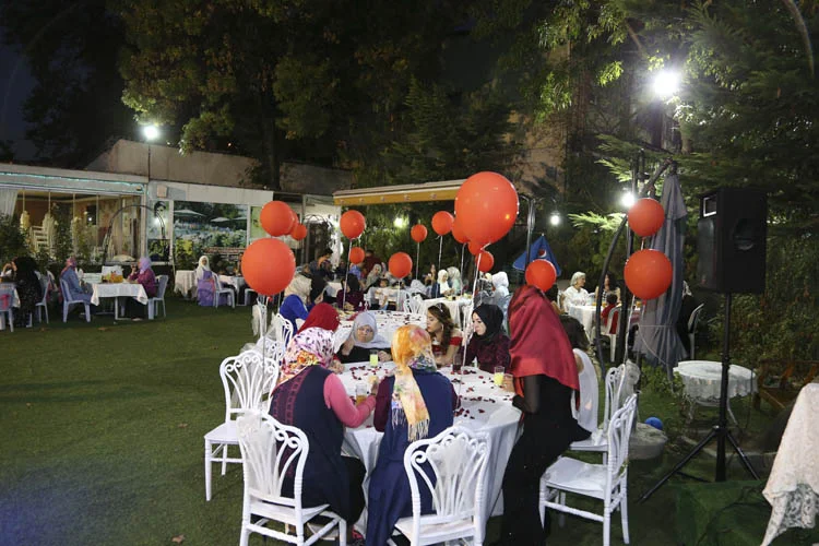 Beykozlu gelinlerin kınası yakıldı 1 bey kina 1 Vm0JY5GO8l