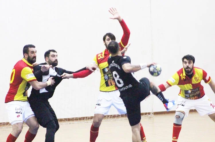 Beykoz zorda olsa İzmir ekibini devirdi 2