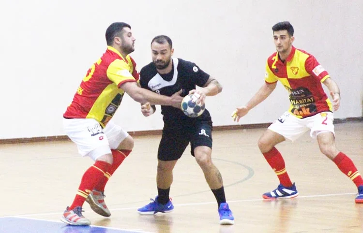 Beykoz zorda olsa İzmir ekibini devirdi 5 beyk rmQ33l6r3S