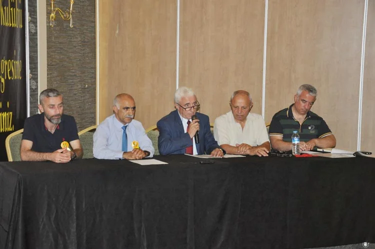 Kulüpten 1 buçuk milyon dolar alacağım var 1 beykoz kongre zeki ak 2f2ATOaBn6