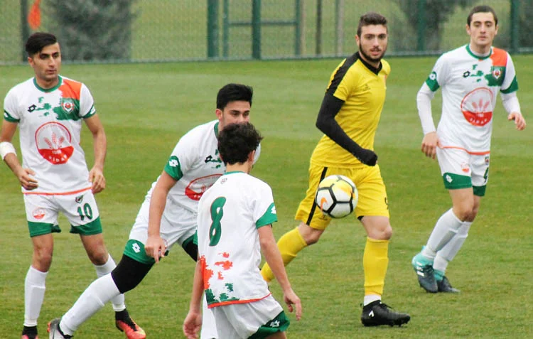 Beykoz 1908 gençlerinden beklenmeyen beraberlik 2 beykoz1908gencberabe lb55m mkUF