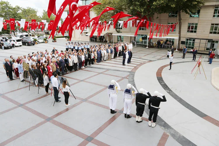 Beykoz’da 30 Ağustos resmi törenle kutlandı 1 beykoz 30agustos 11 iIMXTEnFgj