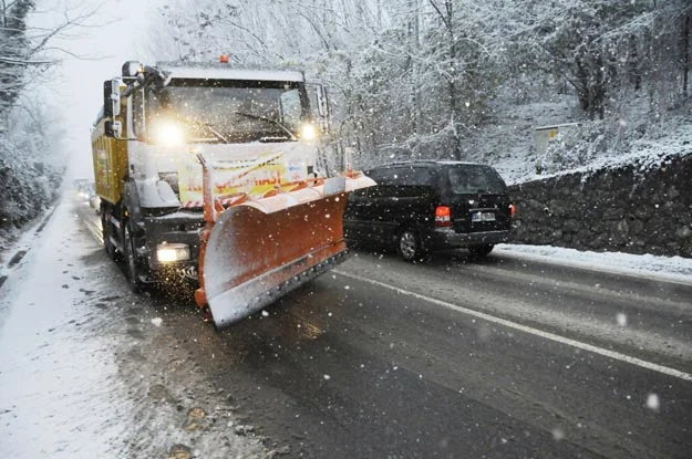 Beykoz’da kar mesaisi 2 beykoz akom kar mesai 2 iQNUkCE9nC