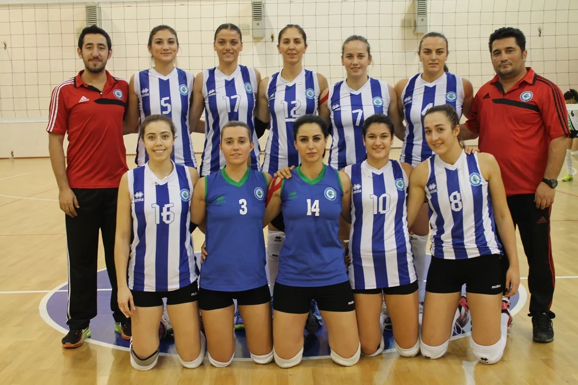 Beykoz’un İncileri lidere çelme taktı: 3 - 0 3 beykoz bursa 14 aralik 2014 I6SUIepiip