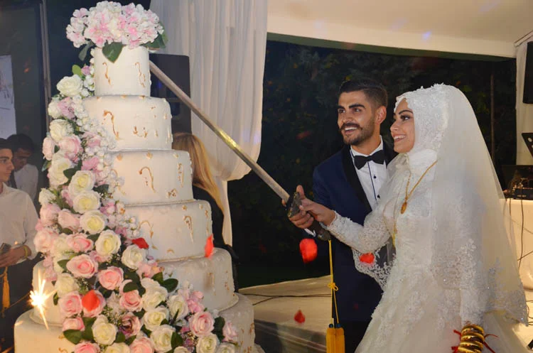 Beykoz’da bir düğün, herkes oradaydı! 8 beykoz da bir dugun 127 02Xq P6Zmv