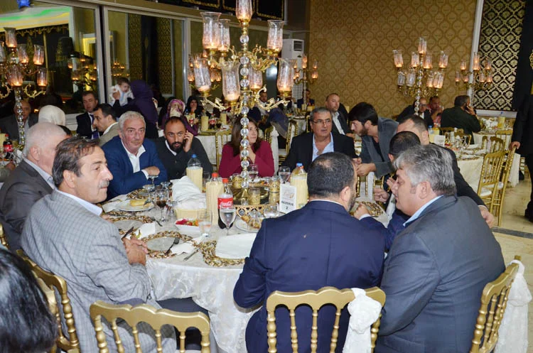 Beykoz’da bir düğün, herkes oradaydı! 6 beykoz da bir dugun 12 MEc3KMpbRG