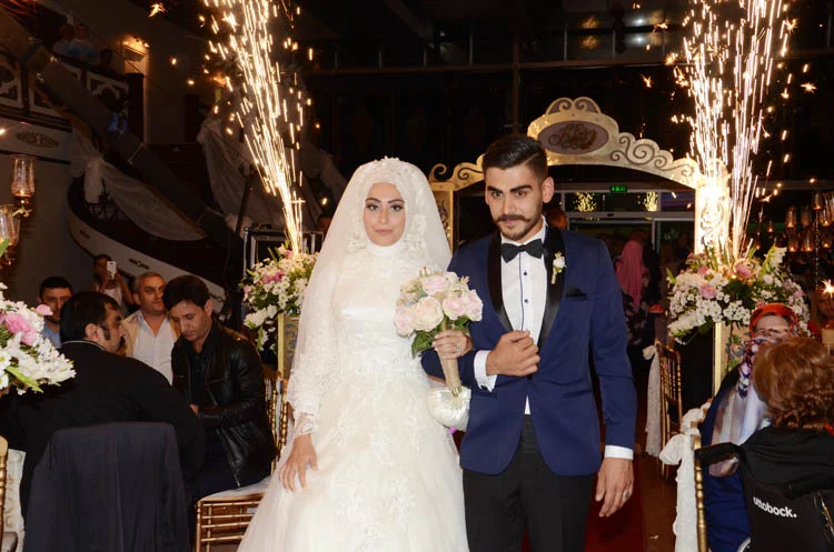 Beykoz’da bir düğün, herkes oradaydı! 5 beykoz da bir dugun