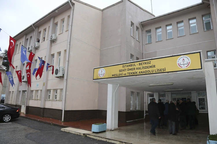 Beykoz’da iki okula daha şehitlerin ismi verildi 3 beykoz da iki sehit okulu 2 7liOBBZ46j