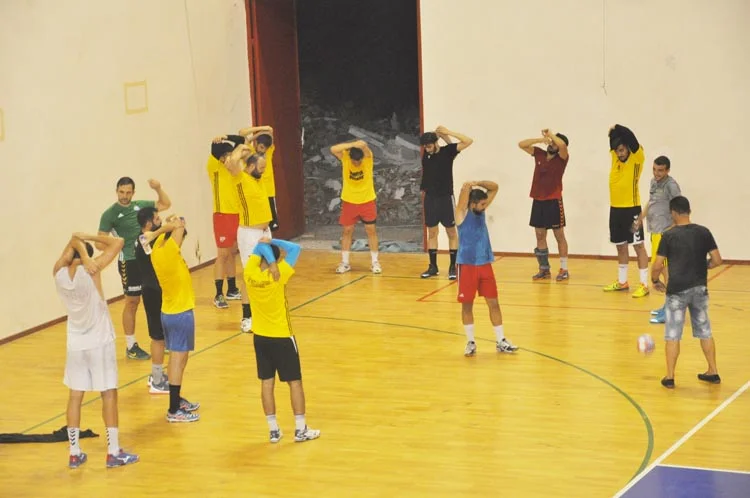 Beykoz hentbol takımı İzmir yolcusu 1 beykoz hentbol 2 EQnulvcg F