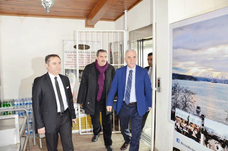 Erol Kaya, Beykoz'da vatandaşlara buluştu 2 beykoz kaya top 3 2uiEW1f0q7