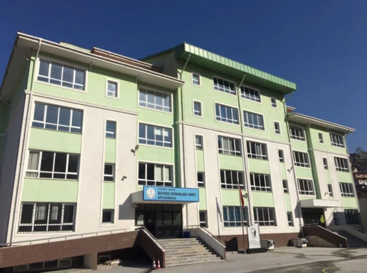 Beykoz Konakları Vakfı Ortaokulu’nda teşekkür töreni 9 beykoz konaklari vakfi ortaokulu