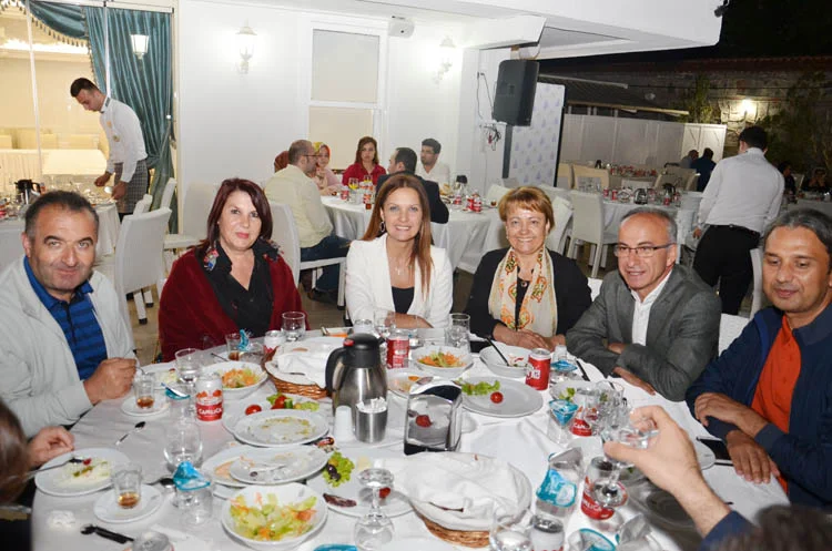 Beykoz'un bu akşam konuğu Bilal Erdoğan oldu 2 beykoz konuk erdogan 9 SzzS4kPti9