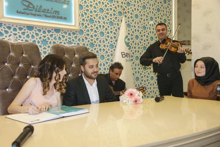Beykoz'da 20 çifte 14 Şubat nikahı 2 beykoz nikah 14subat HRNRuBl RS