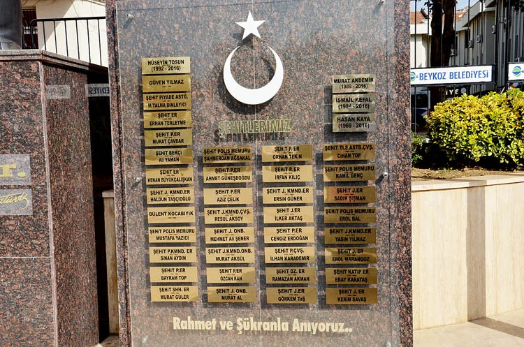 Beykozlu şehitlerin isimleri yaşatılıyor 1 beykoz sehitlerin isimleriyasatiliyor 2 t04g84I8RW