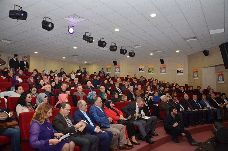 Beykoz’da şiirlerin gölgesinde duygulu bir gece... 2 beykoz sii ZzcCWiieet
