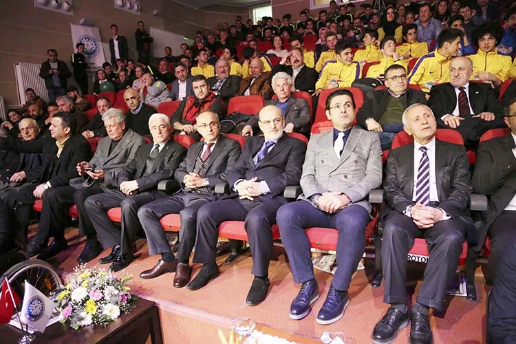 Beykoz'da yılın spor ödülleri sahiplerini buldu 1 beykoz spor od cvrlWedYK8