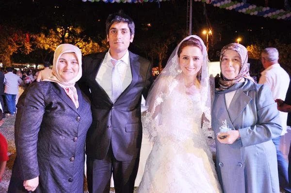 Bayan Çelibiklek'ten yeni çiftlere nasihat 1 beykoz toplu nik o2 vrG6PUa