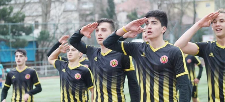 Beykoz U17'den iki gollü 2. galibiyet 2 beykoz u17 4 UBL
