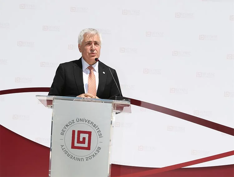 Dörtyüzelli öğrenci Beykoz’a veda etti 3 beykoz universitesi mezun 2017 3 In5JU3cgP