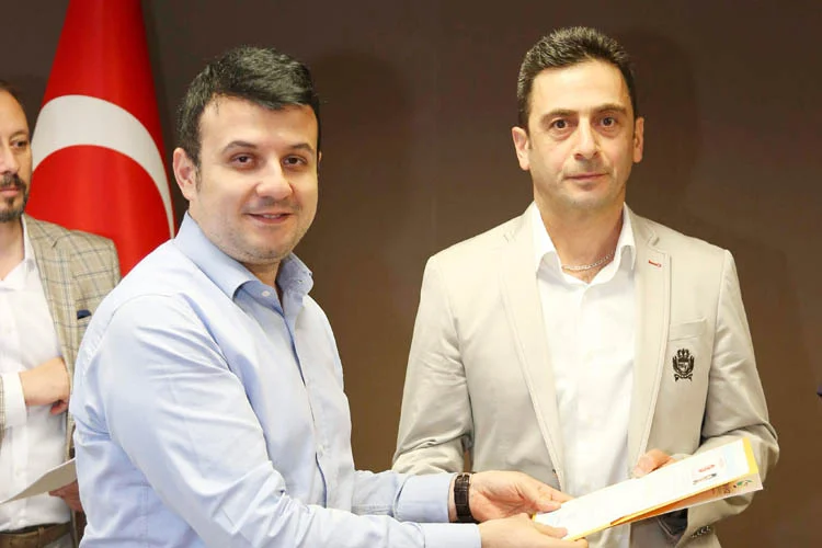 Beykoz'da 85 ailenin tapu sevinci 2 beykozda85ailnenintapusevinc XgCpSlXoS7