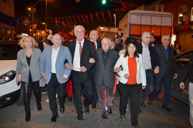 Beykoz'da Cumhuriyet Bayramı kortejle bitti 7 beykozda cumhuriyet bayrami kortejle bitti