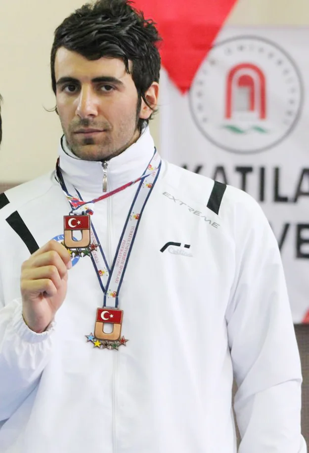 O tam bir sporcu... Murat Bıyıklı 1 beykozlu murat beyk 4SFyi6At7