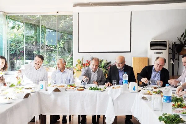 bisk kahvalti gen BVdT7mtUA8