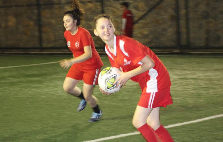 Boğazın Asenaları'nda ilk maç heyecanı 4 bogazin asenalarinda ilk mac heyecani 3 fVugb3qyA