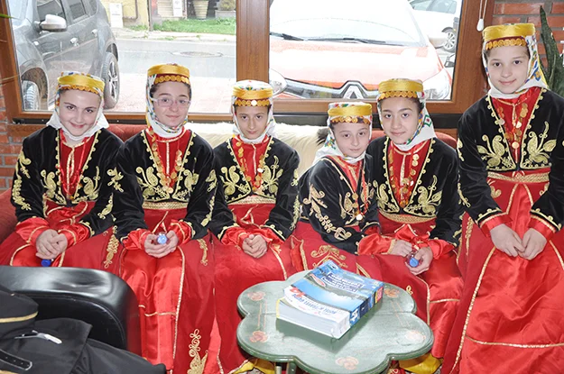 Beykoz’dan memleketlerine ağlayarak döndüler 3 borc D1uDso6owJ