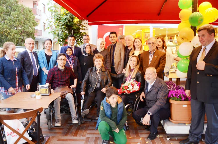 Beykozlu Milli Sporcu duygulu anlar yaşadı 1 bulgurcu duygulu an 3 B H5nK6tRP