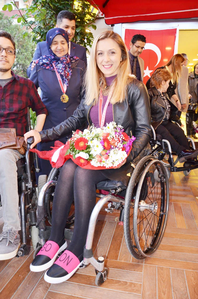 Beykozlu Milli Sporcu duygulu anlar yaşadı 3 bulgurcu duygulu an 4 NDING 95Y