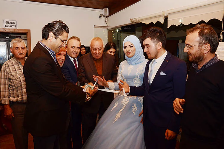 Dost Beykoz Yazarı Büşra Şen’in mutlu günü 1 busra sen nisan 1 uXvWJDdIWc