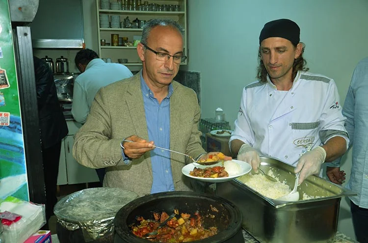 Beykoz Doğu Karadenizlilerin Can’lı iftarı 1