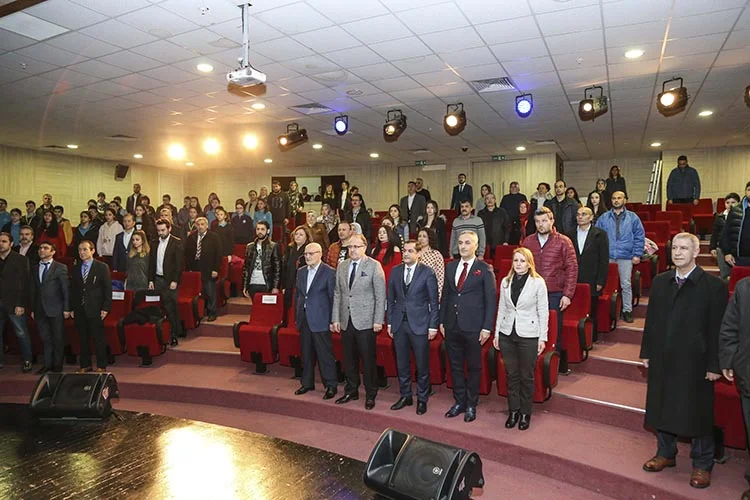 Beykoz’da öğrenciler Çanakkale Zaferi’ni sahneledi 1 canakka 5wVtGnbQDw