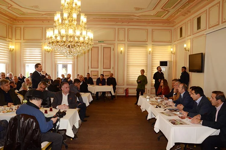 Hamzaçebi, Beykoz'da muhtarlarla buluştu 1 cebi beykoz muhtarlar 2 hvsztb7Wj3