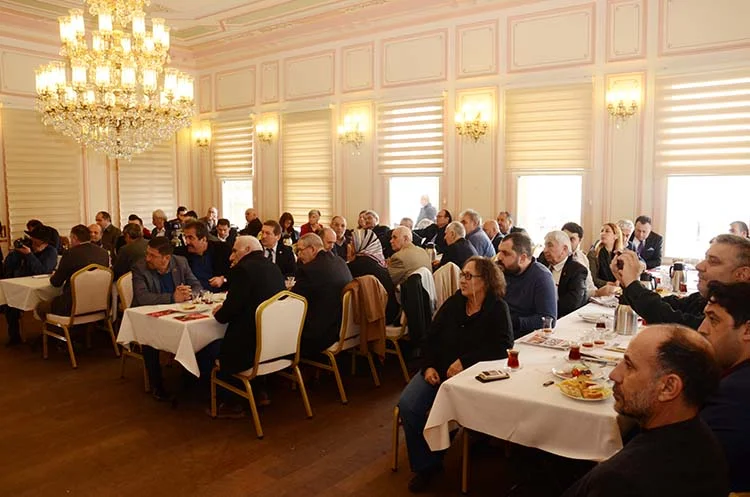 Hamzaçebi, Beykoz'da muhtarlarla buluştu 3 cebi beykoz muhtarlar 9 Tw0Hz4AUXw