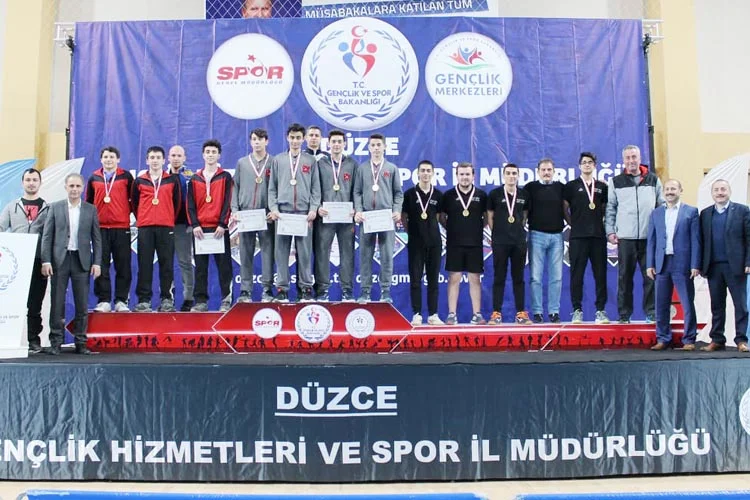 Kavacık Celal Aras öğrencileri Beykoz’a mutlu döndü 1 celal aras lise 1 kZw3 GYjPc