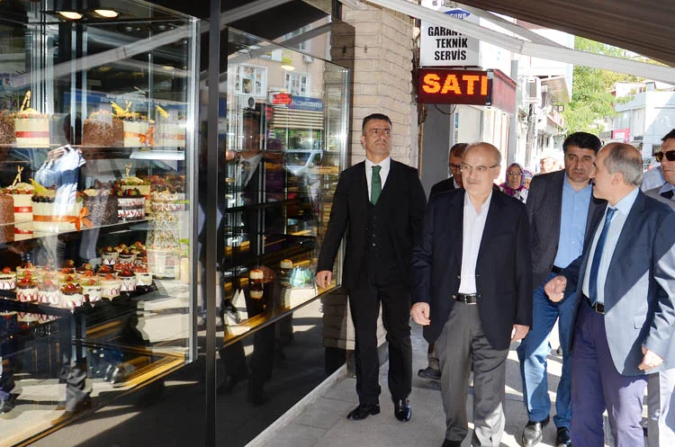 Çelikbilek'ten, haksız fiyat uygulayan esnafa ceza 2 celikbilek haksiz fiyat arttiran esnafa ceza kest G8WwceW9Jh