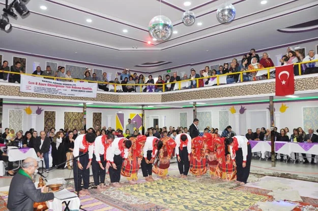 Beykoz'da barışa semah döndüler 6 cem toreni pasabahce 23 5 RikojTuv