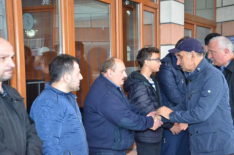 Çavuşbaşı’nın dostu gözyaşlarıyla uğurlandı 1 cenaze 9 nBqCIY31m