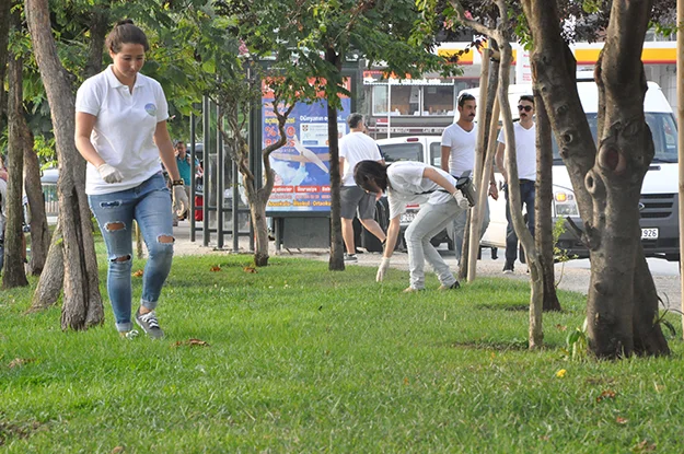 Beykoz'un çevreci gençleri çöp topladı 1 cevre d mklAJZaL