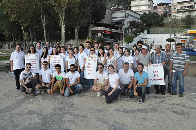 Beykoz'un çevreci gençleri çöp topladı 3 cevre b b 13 sIkK58Ykkz