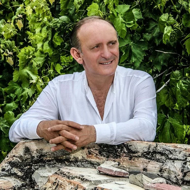 Beykoz’un sanatçısından hem sosyal, hem milli albüm 1