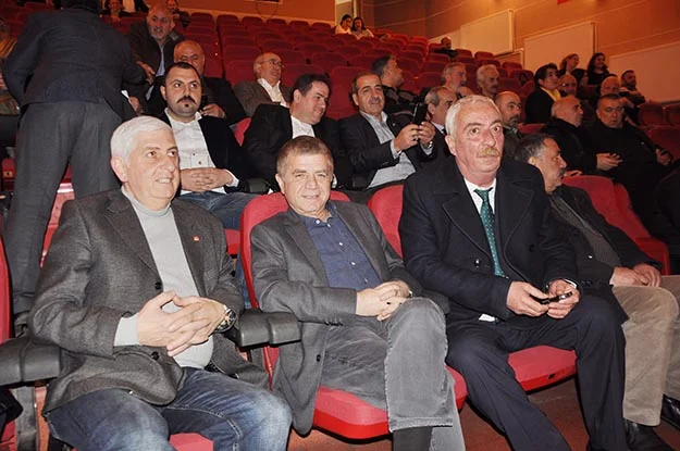 CHP Beykoz’da Danışma değil ‘Barışma’ toplantısı 4 chp beyk DaekJenhHM