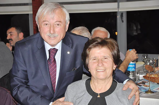 Görkemli gecede Beykoz Teşkilatı 'Tam not' aldı 1 chp beykoz aday adayla Nbh9OudWIR