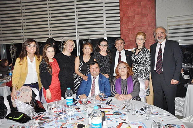 Görkemli gecede Beykoz Teşkilatı 'Tam not' aldı 10 chp beykoz aday adaylar QROjshymav