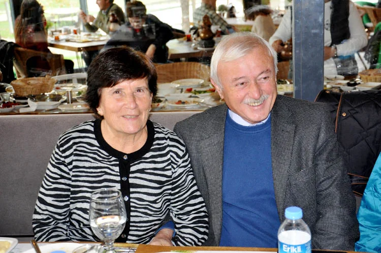 CHP Beykoz Aday Adaylarını kahvaltıda buluşturdu 3 chp beykoz aday adaylari kahvaltida bulustu 10 9XbEM y6Y